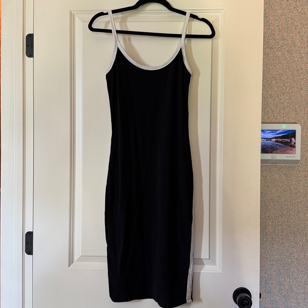 Black and White Sleeveless Dress